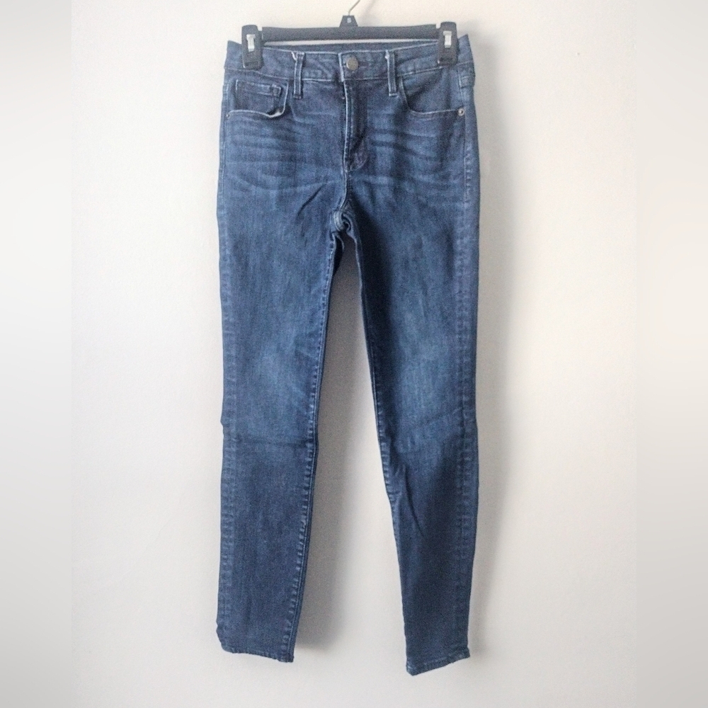 Women's Old Navy Rockstar Blue Jeans Size 4